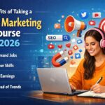 students learning digital marketing course and online marketing strategies
